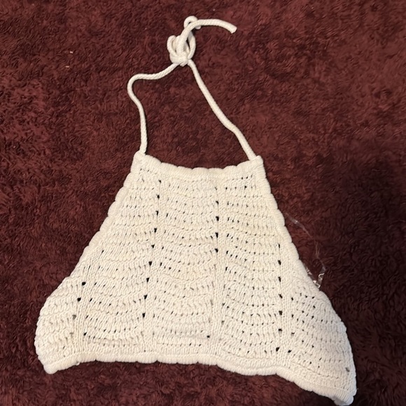 white crotchet halter - Picture 3 of 4
